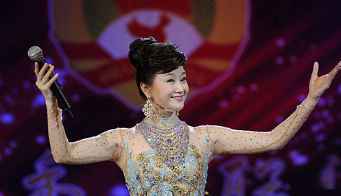 ����Ӣ��ȫ�����fί�T�ݳ�