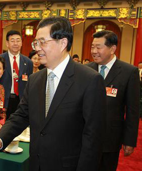 ���\���������f�r���h�������W���ί�T