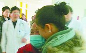 �B(y��ng)ĸҪ�Q�� �B(y��ng)Ů�o�����u��