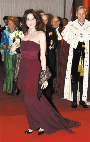 �⽻�L(f��ng)����һ���˳��L������ܛ��(sh��)�� �������P(gu��n)ע