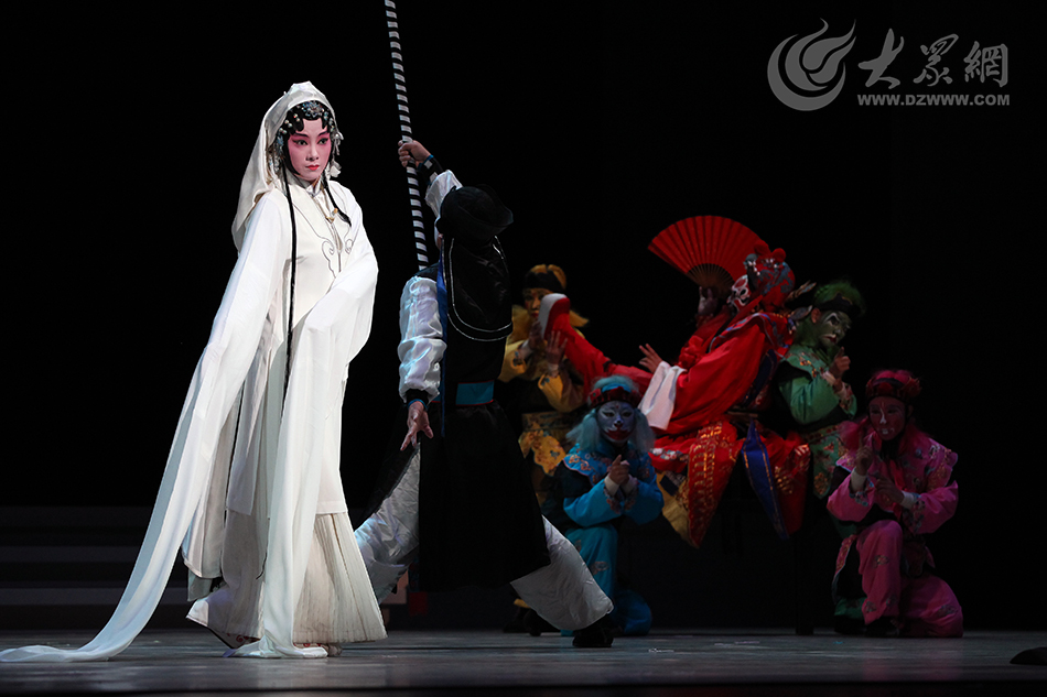 杜麗娘陰曹地府見判官 楊春衛 攝