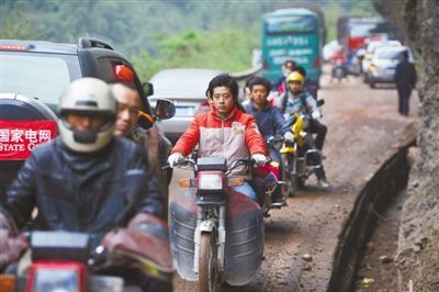 �������磬�Jɽ�hͨ�����d�h��·�������r(sh��)���r(sh��)�m(x��)����(d��ng)?sh��)غ����־Ը���{�Ħ��܇�����\(y��n)���ˆT�����Y��