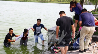 Ů���ԷQ�����������˼�  �뮔�����x����