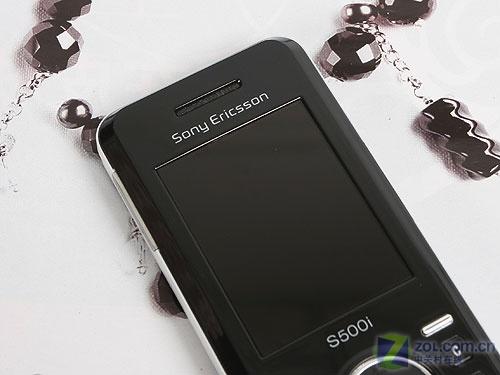 時尚手機新教主 滑蓋炫燈索愛S500i評測 時尚新概念索愛超薄滑蓋機S500i評測(2)