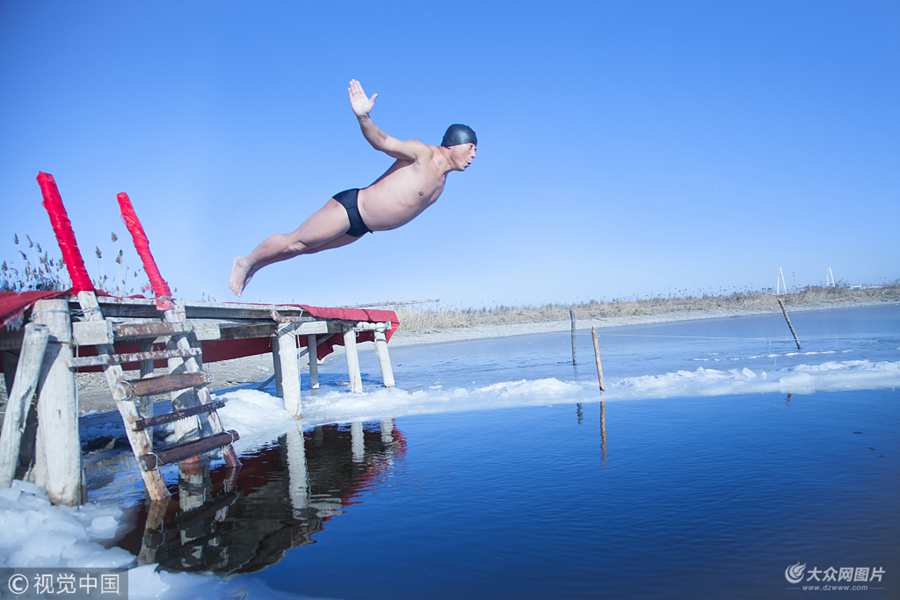 2018��1��3�գ��|��ʡ�I���У�����ð������12�ȵć�������wԽ�������ڲ������ȽY�˱��ĺ�����菱��򶴣��ǳ��d�^���w����̹ǵĶ�Ӿ��