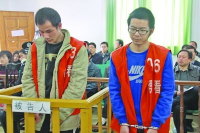 兩名制毒嫌犯昨日受審。周袤