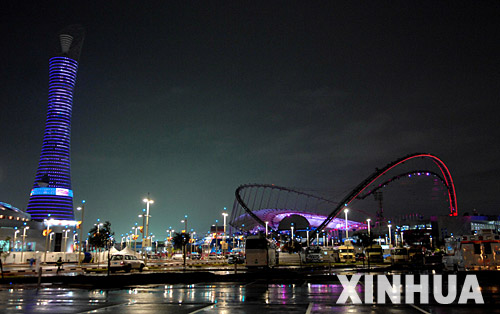 12��1�գ���15�Á��\���_Ļʽ�ڿ������׶��������l�w����¡���e�С��@���_Ļʽ�����⾰��