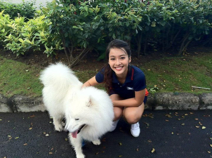 ȭ��Ů�x��һ�㶼�Ǽ���l(f��)�_(d��)��Ƥ�w�ڣ�ĘҲ����ô���ģ����ǾW(w��ng)�j(lu��)���t��һλֻ��15�q���W(w��ng)�j(lu��)�߼t�r(sh��)15�q��Ŀǰ�ѽ�(j��ng)17�q����Խ��ȭ������(Kha Ngan, Ngan Sushi)����������ȫ�������҂���(du��)ȭ���ֵ��^���ˡ�