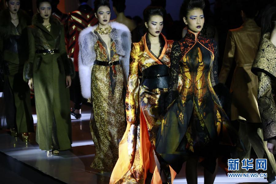 3��25����ģ���ڱ����e�е��Ї��r�b�ܡ��턂�r�b�l����������չʾ�����r�b�OӋ���턂����Ʒ�� �������A��ӛ�� ������ �z