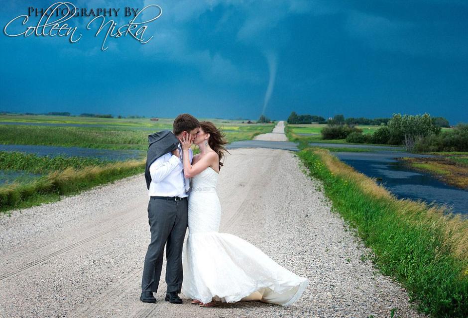 ��Ӣ����ÿ���]��7��6�Ո�������ô��_˹�ˏ؜�(Saskatchewan)�zӰ�����ա���˹��(Colleen Niska)��һ�������Ĕz�鼆�Օr�ⲻ��֮�����L��һ��ͻ������������L��׌�@�������w���һ�ѽK���y���į���������