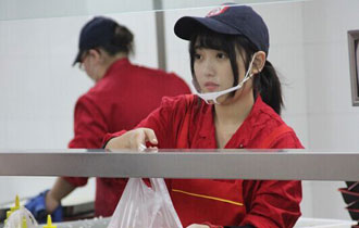 ��W(xu��)��ʳ��Ů���߼t ÿ�����˞鿴����꠴��