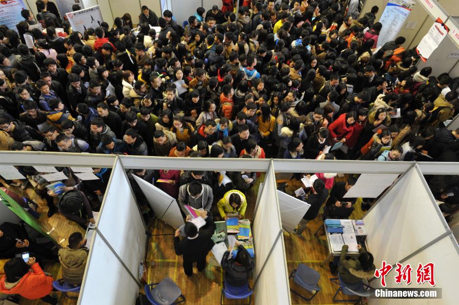 2014��3��8�գ�������h����h��W(xu��)2014�î��I(y��)������У�@����Ҋ�����ԓУ���W(xu��)���w�������M�У����f�W(xu��)�ӔD��Ҋ������ڬF(xi��n)������ʮ�����y��������l(f��) �O���� �z