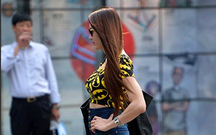 4��2�գ��������^����Ů�Լ����Q����������Ͻ֡�������Wӛ�� ������ �z��