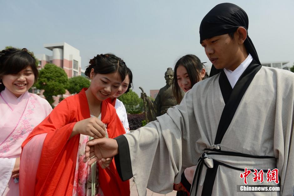 �D��W�����F����ʾᘾġ����A�� �z