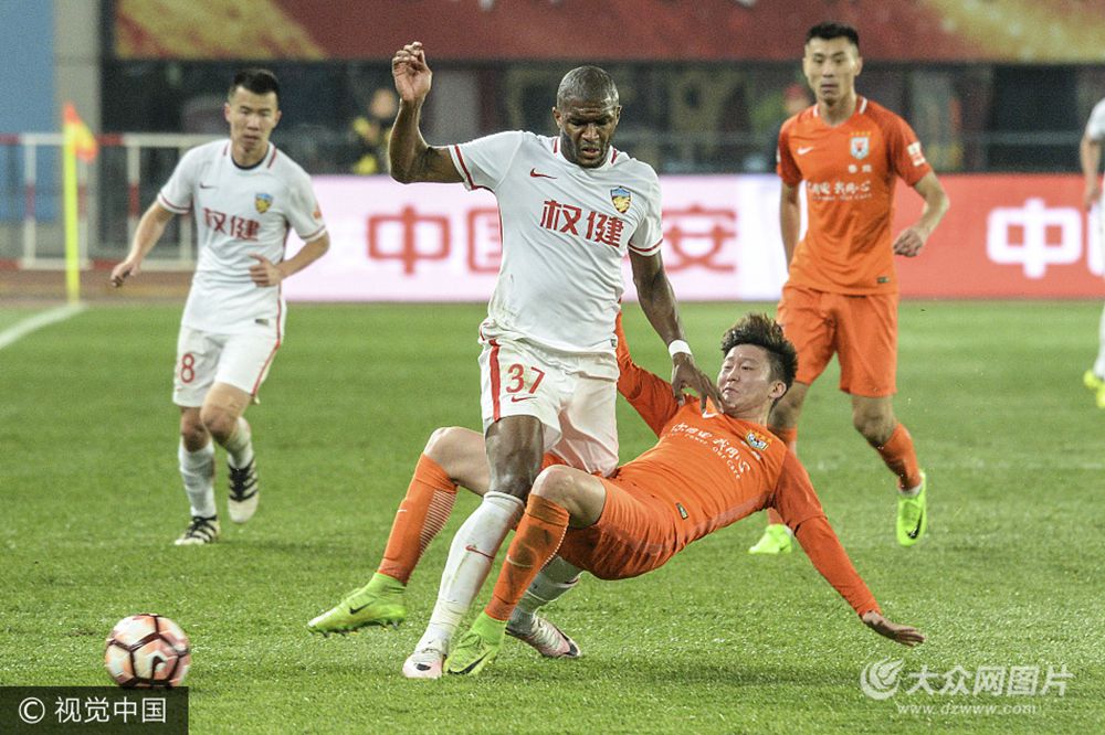 2017ِ���г�(li��n)ِ��27݆����һ�������Y�񠎊Z��(zh��n)��ɽ�|���͈ܿ�0-0��(zh��n)ƽ���ཡ������(li��n)ِ��݆���١�