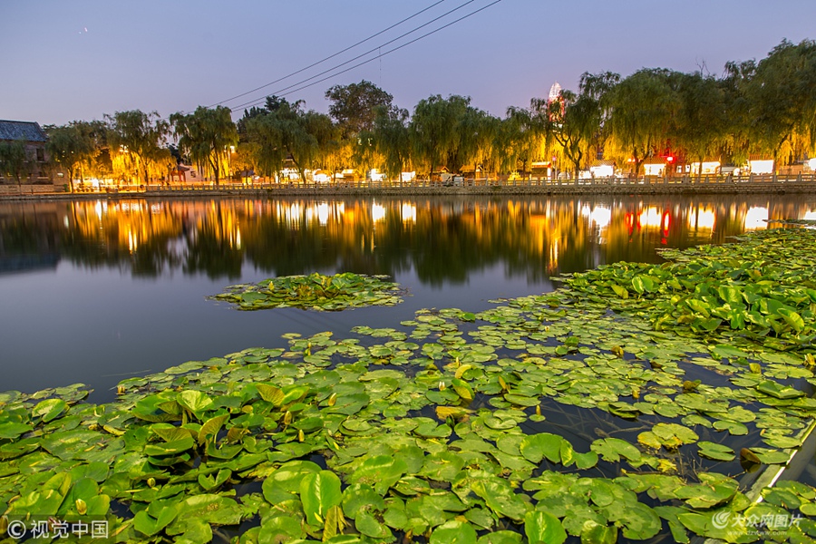 2018��6��11������(j��)�ϰٻ��ރ�(n��i)�ĺ��~���L��ʢ��ҹĻ���R�󣬰ٻ���ҹ���������𣬾G���͵ĺ��~�cҹ��������ӳ��Ȥ���貵�ҹ���Ե�������