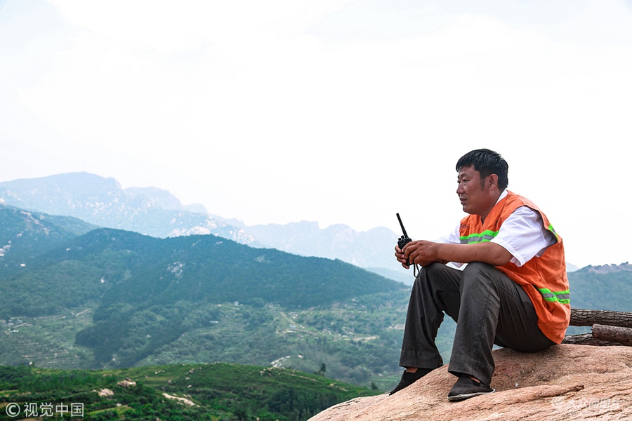 7��7�գ�̩�����ޏ�ɽ��̩ɽ�����ɽ���ں���900���׵�ɽ���������t���_�����ӏ������@��Ĳt���T���@��ɽ���˟�ϡ�٣����˷����o�֣��������֘I(y��)22�꣬�ڻʹöղt���_�ѽ�(j��ng)�������ꡣ