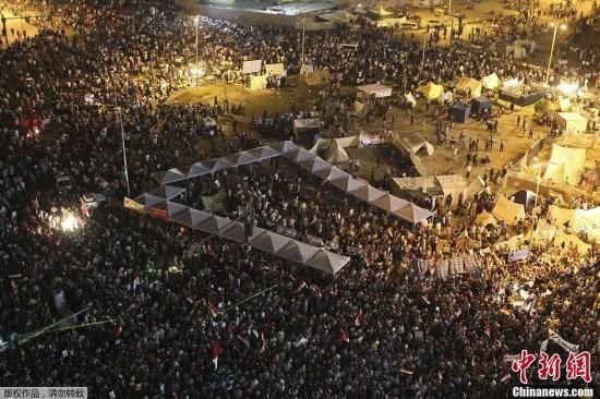 埃及軍方宣布穆爾西下臺 將提前舉行新政府選舉